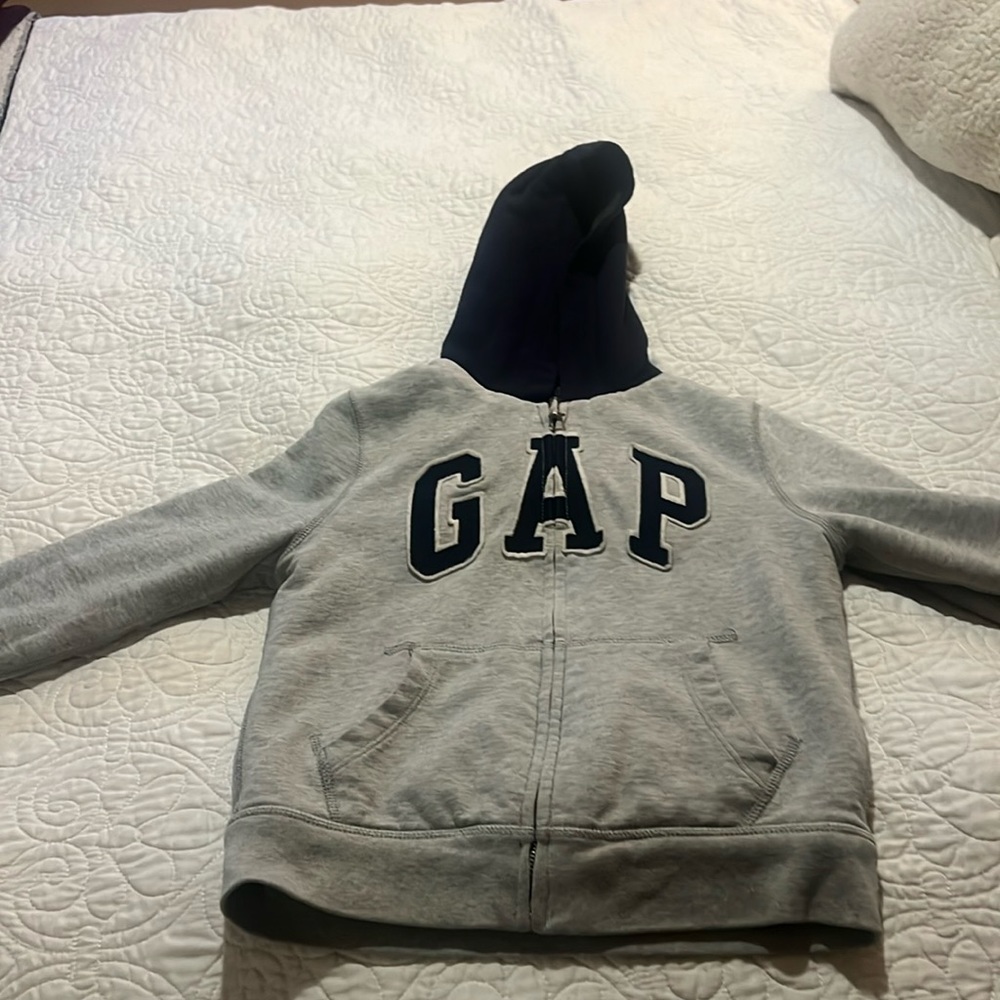Gap hoodie